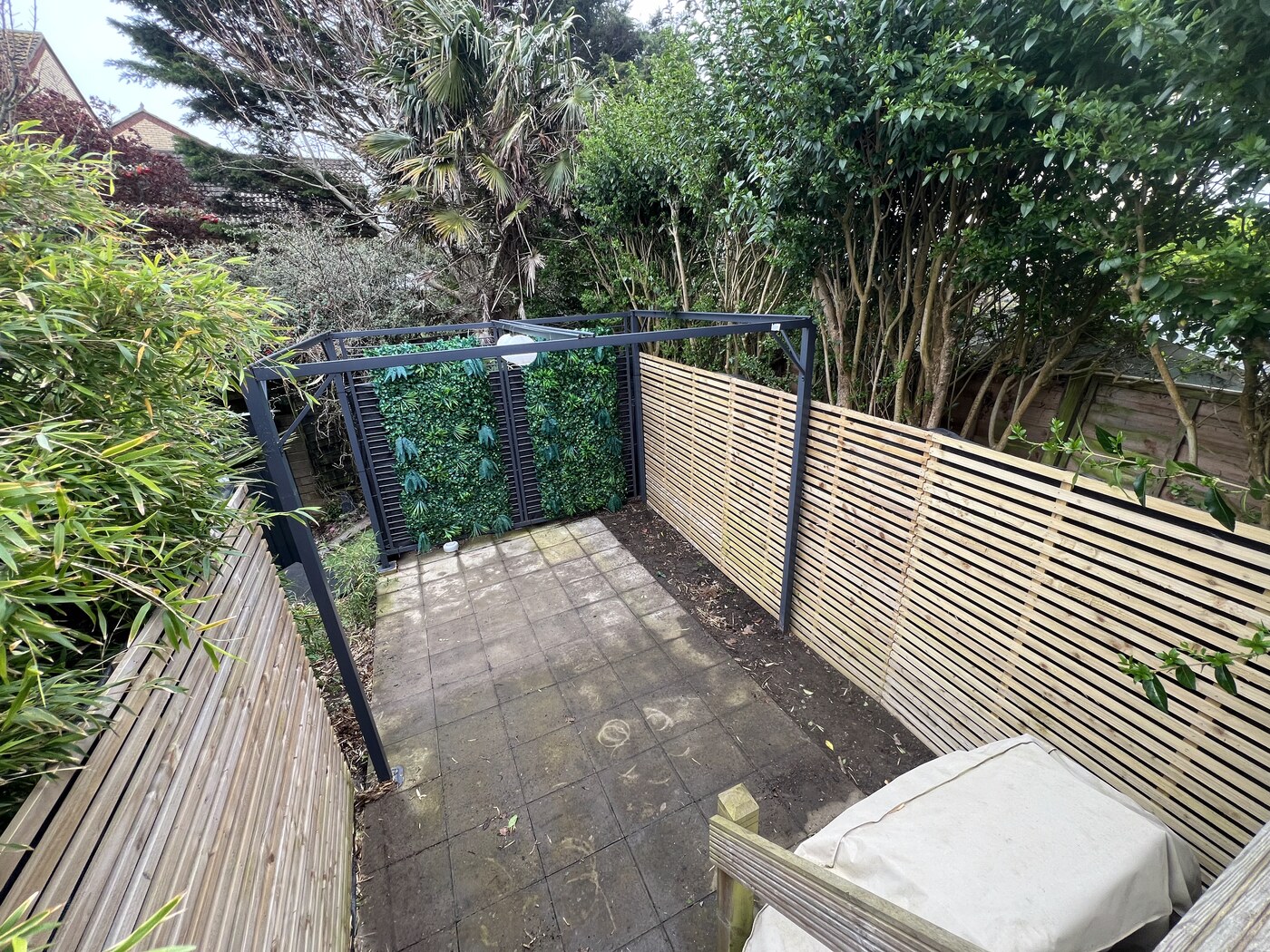 Garden renovation and fencing project in Brighton